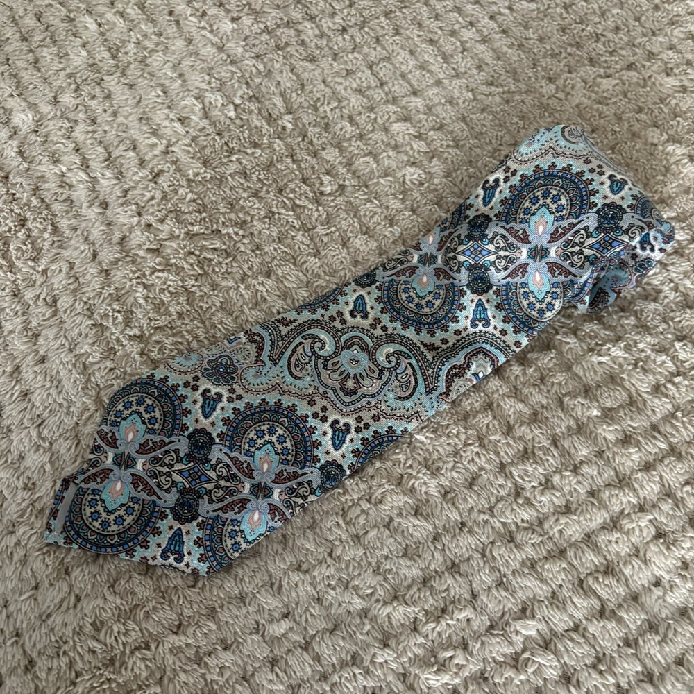 Christian Dior 100% Silk Paisley Men's Neck Tie Blue USA Made Vintage VTG - Picture 4 of 12